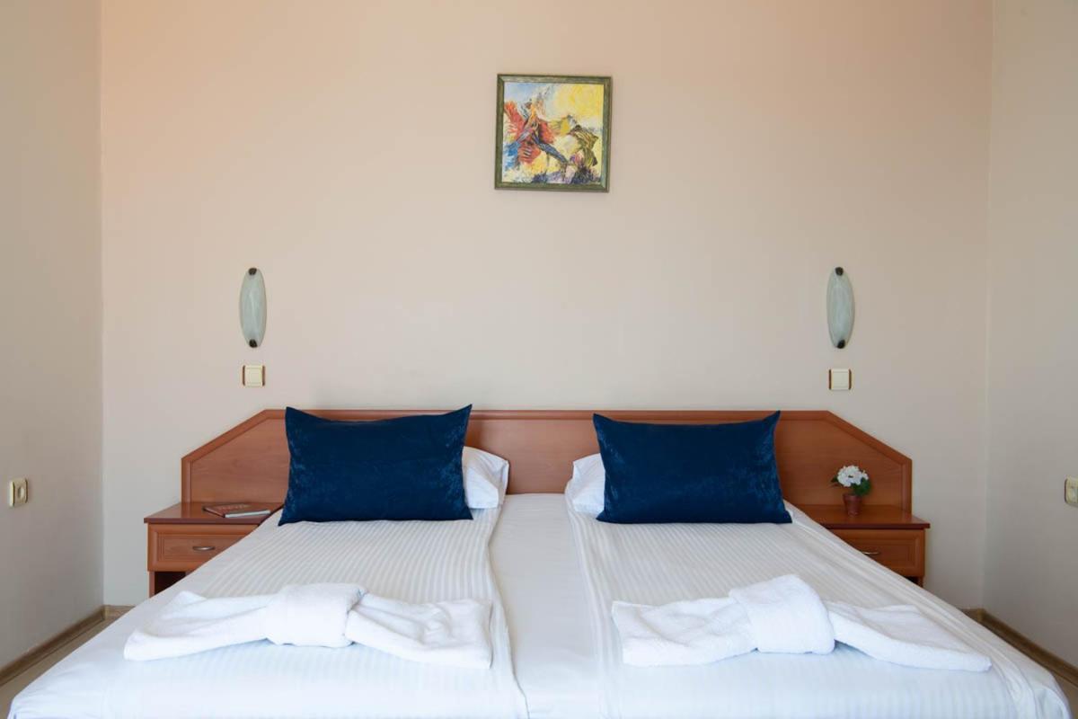 Amon Ra Hotel Family Sozopol Exterior foto
